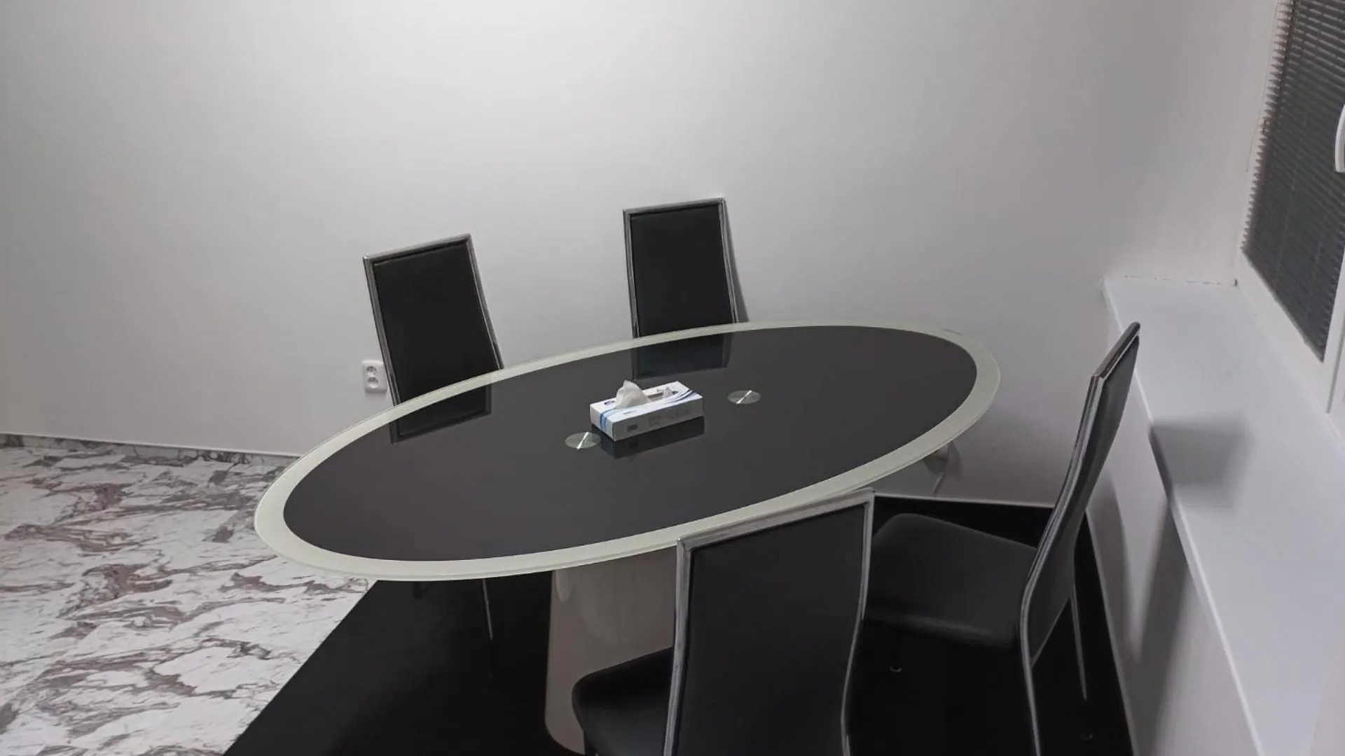 2 Bedroom, Kitchen And Terrace Ostrava 0*,